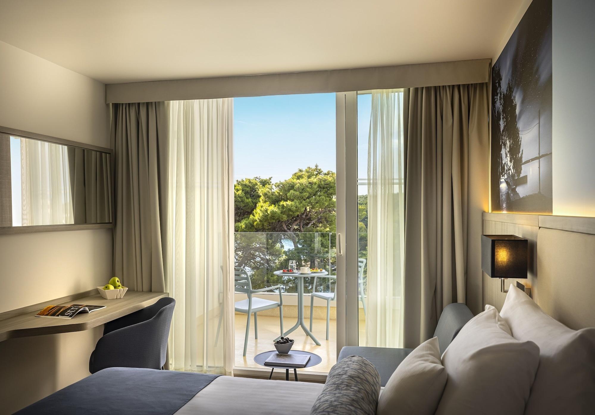Valamar Carolina Hotel & Villas Kampor Εξωτερικό φωτογραφία