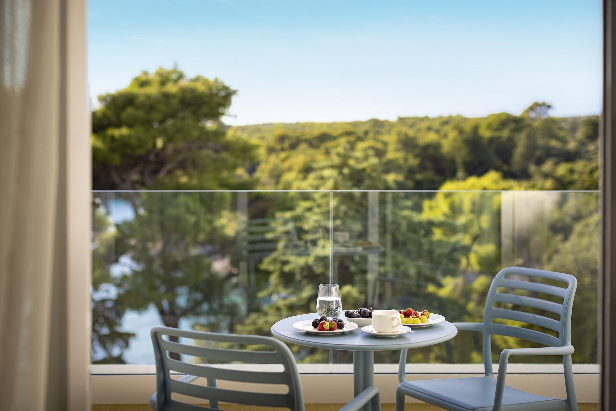 Valamar Carolina Hotel & Villas Kampor Εξωτερικό φωτογραφία